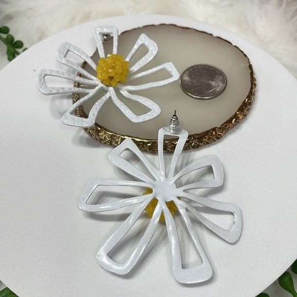 For Love And Lemons Flower Earrings - Picture 9 of 13